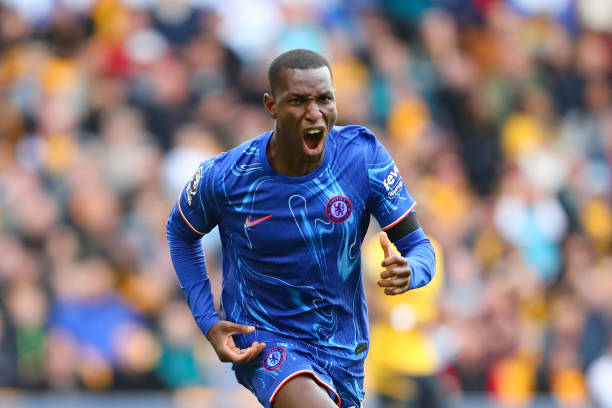 更是一位擁 更是一位擁